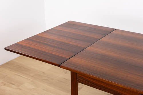 Danish Mid-Century Rosewood Dining Table by Niels Moller - (326-196)