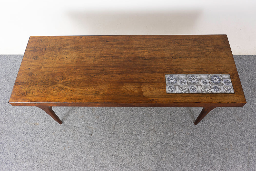 Danish Rosewood Coffee Table by Johannes Andersen - (322-114)