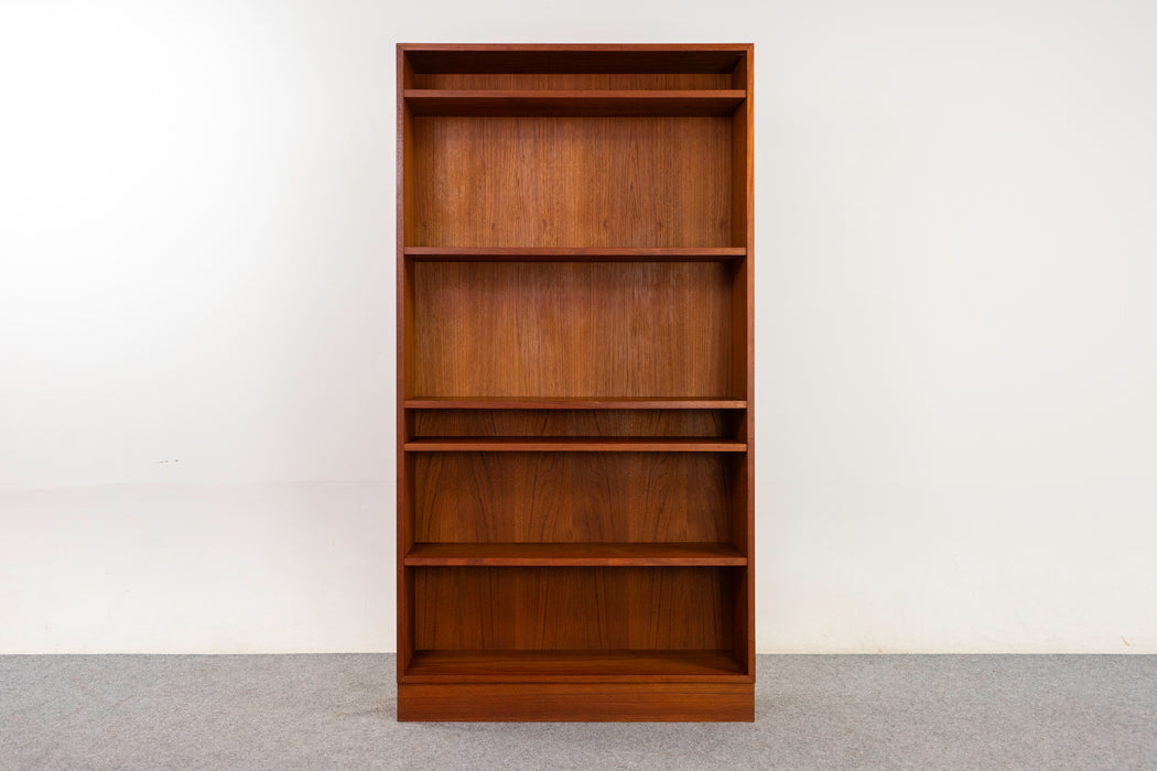 Teak Danish Bookcase - (325-139)