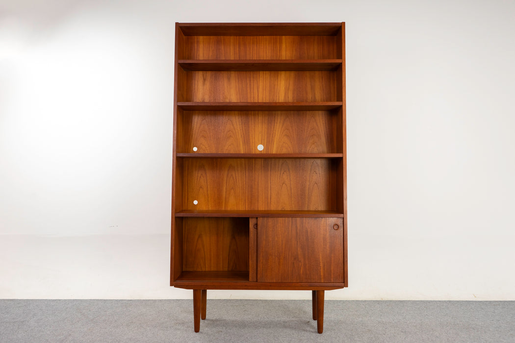 Teak Danish Bookcase - (325-170)