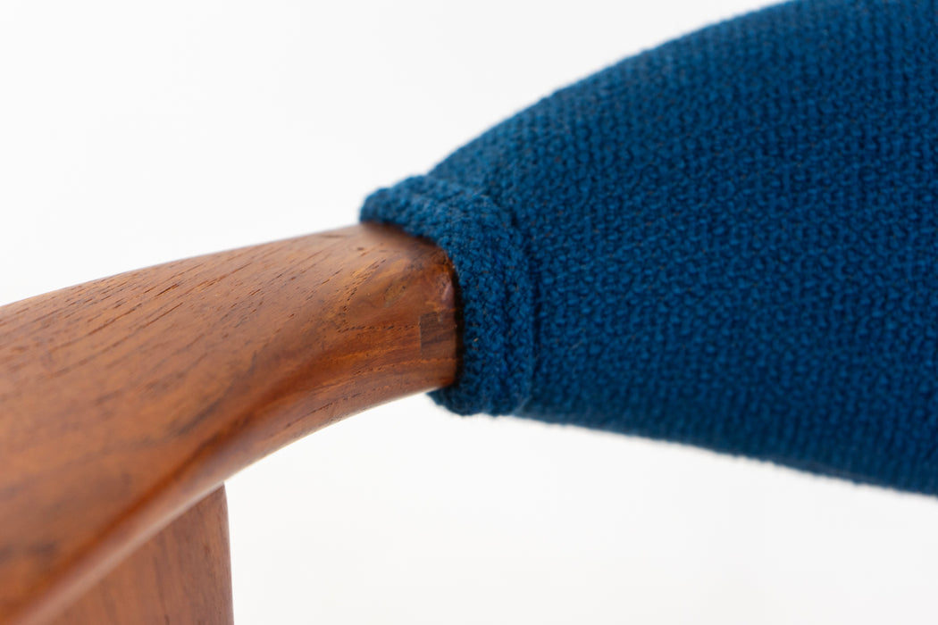 Teak Model 48 Armchair by Erik Kirkegaard - (321-114)