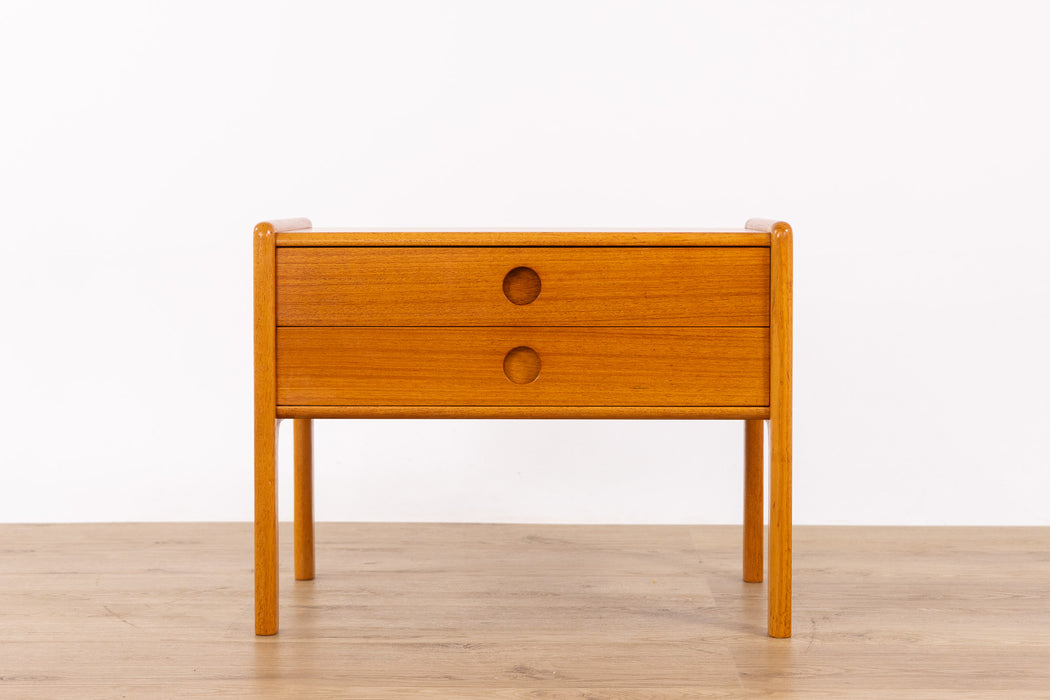 Kai Kristiansen Teak Model VM202 Bedside Table - (D1669)