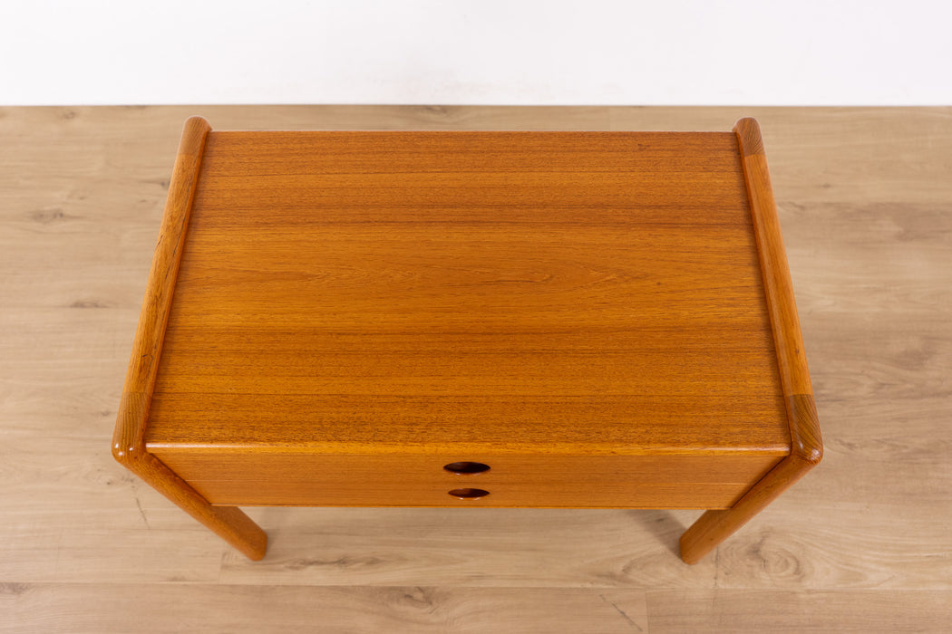 Kai Kristiansen Teak Model VM202 Bedside Table - (D1669)