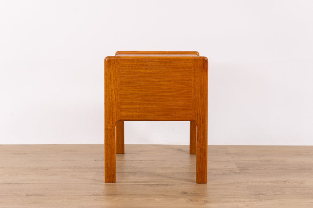 Kai Kristiansen Teak Model VM202 Bedside Table - (D1669)