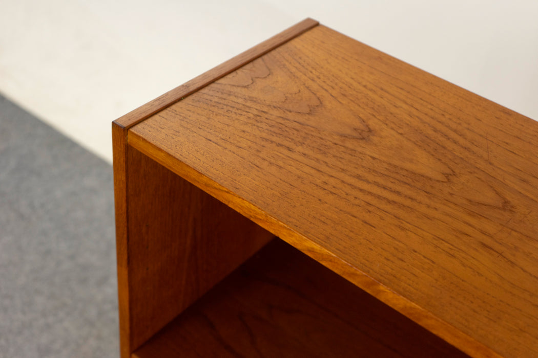 Teak Danish Bookcase - (326-221)