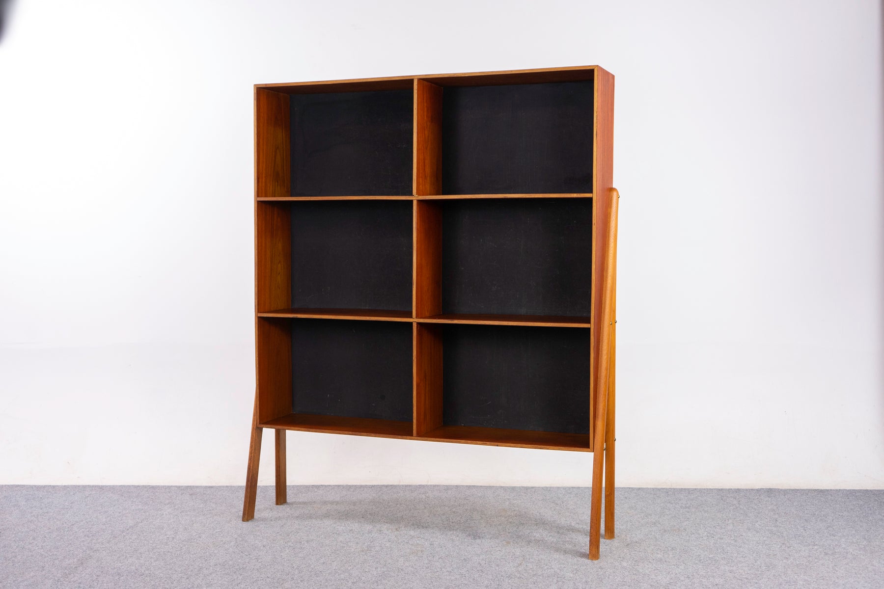 Danish Mid Century Teak Bookcase - (327-053)