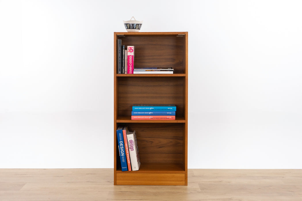 Danish Modern Teak Bookcase - (D1531)