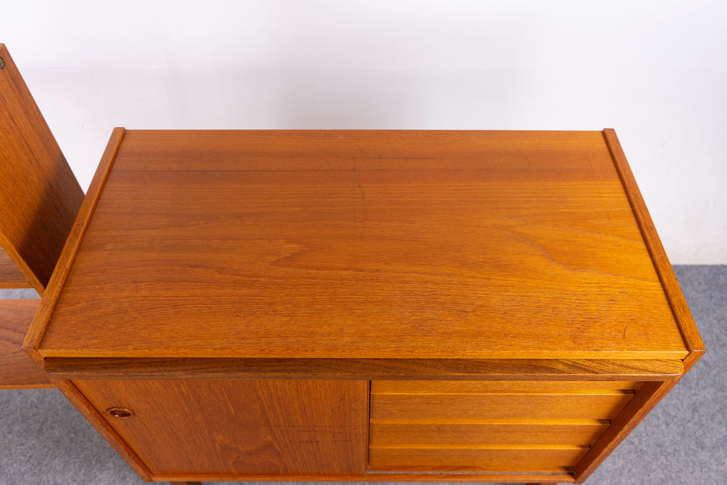 Danish Mid Century Teak Bookcase/Secretary - (327-042)