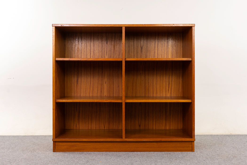 Teak Danish Bookcase - (D1303)