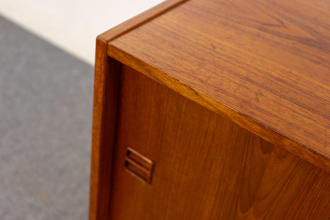 Teak Danish Cabinet - (325-197)