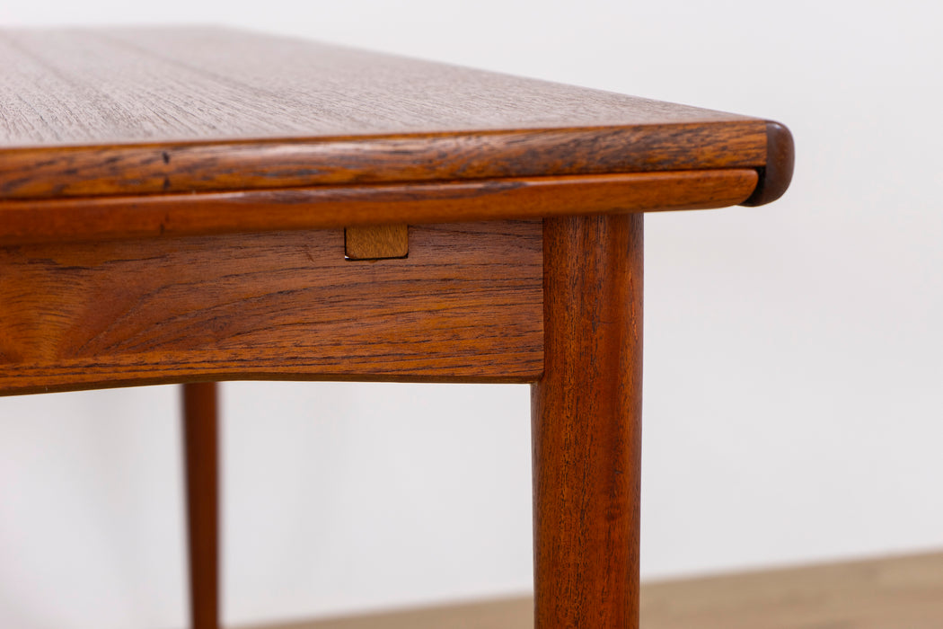 Danish Mid-Century Teak Dining Table by Skovby - (327-036)