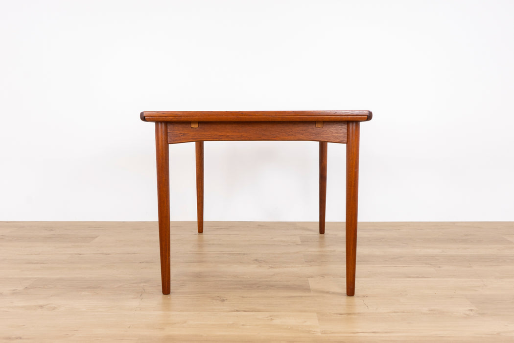 Danish Mid-Century Teak Dining Table by Skovby - (327-036)
