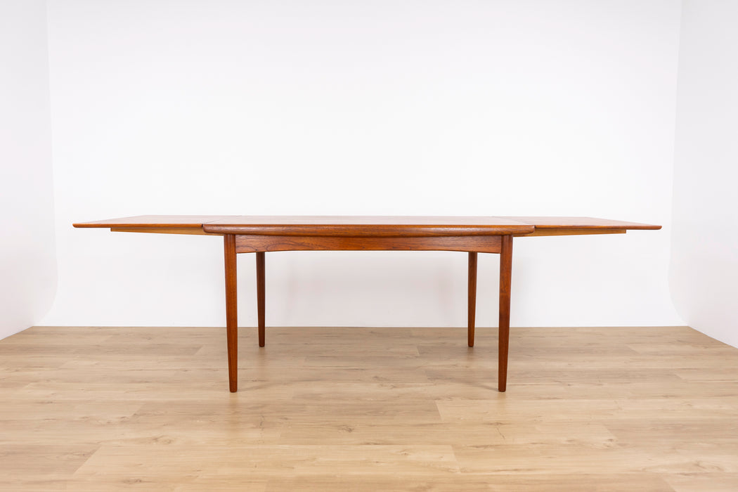 Danish Mid-Century Teak Dining Table by Skovby - (327-036)