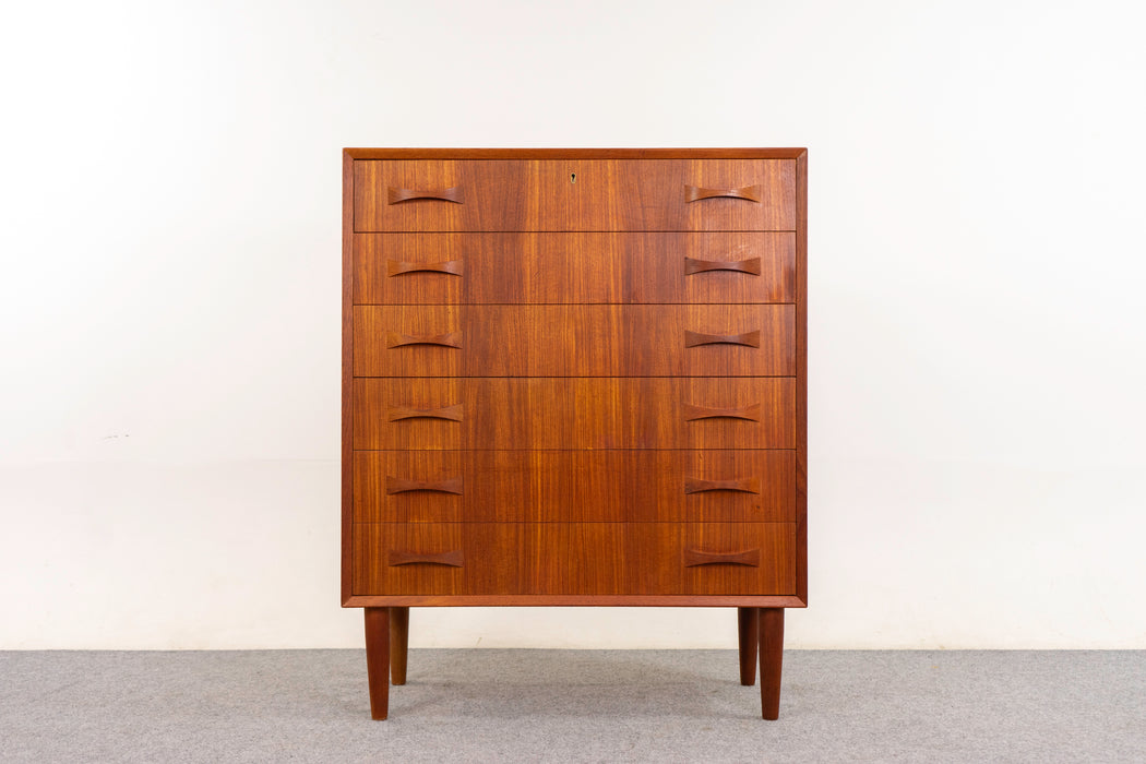 Teak Danish Dresser - (325-021)