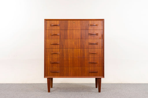 Teak Danish Dresser - (325-021)