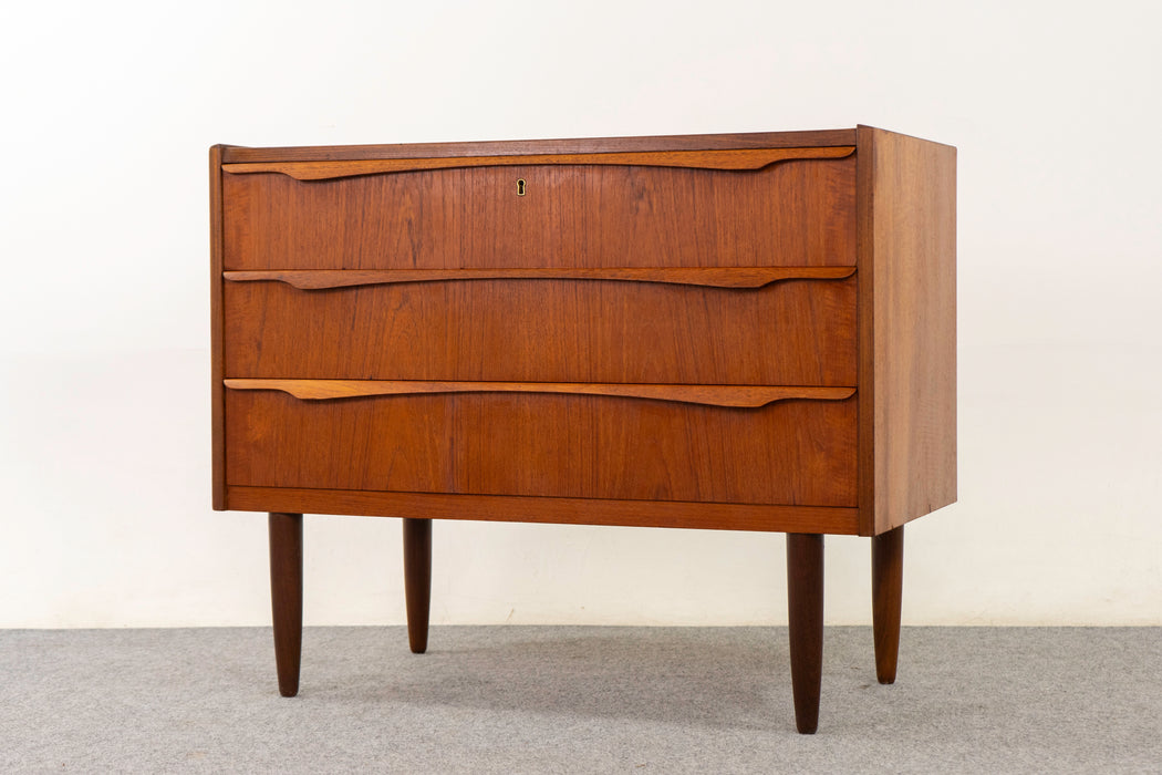 Teak Danish Dresser - (325-022)