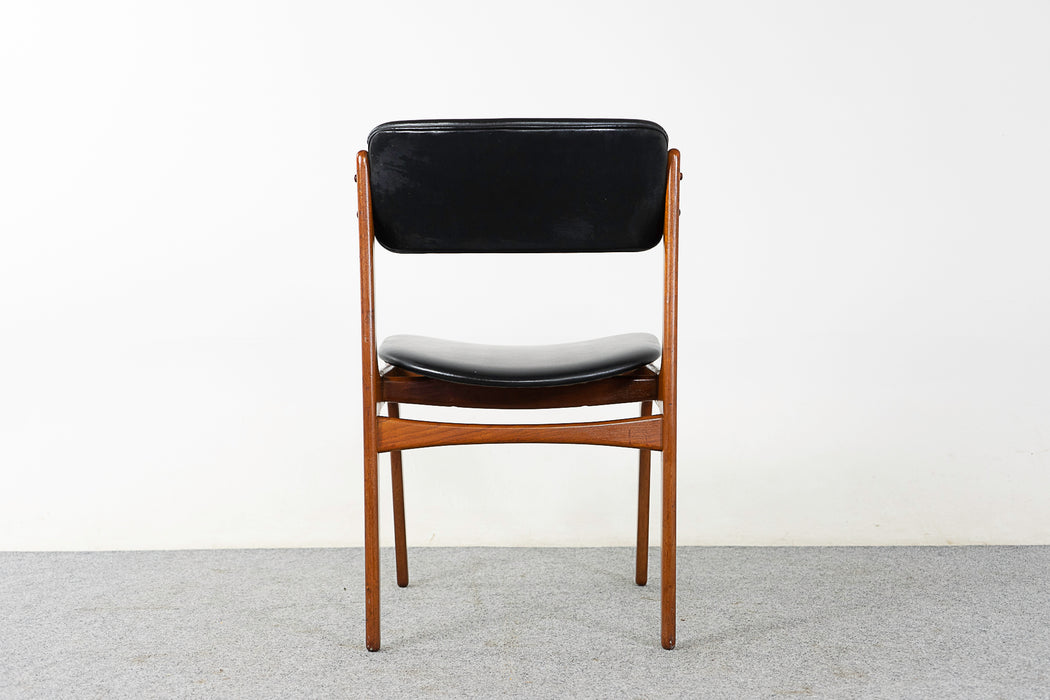 1 Teak "Model 49" Dining Chair by Erik Buch - (322-130.2)