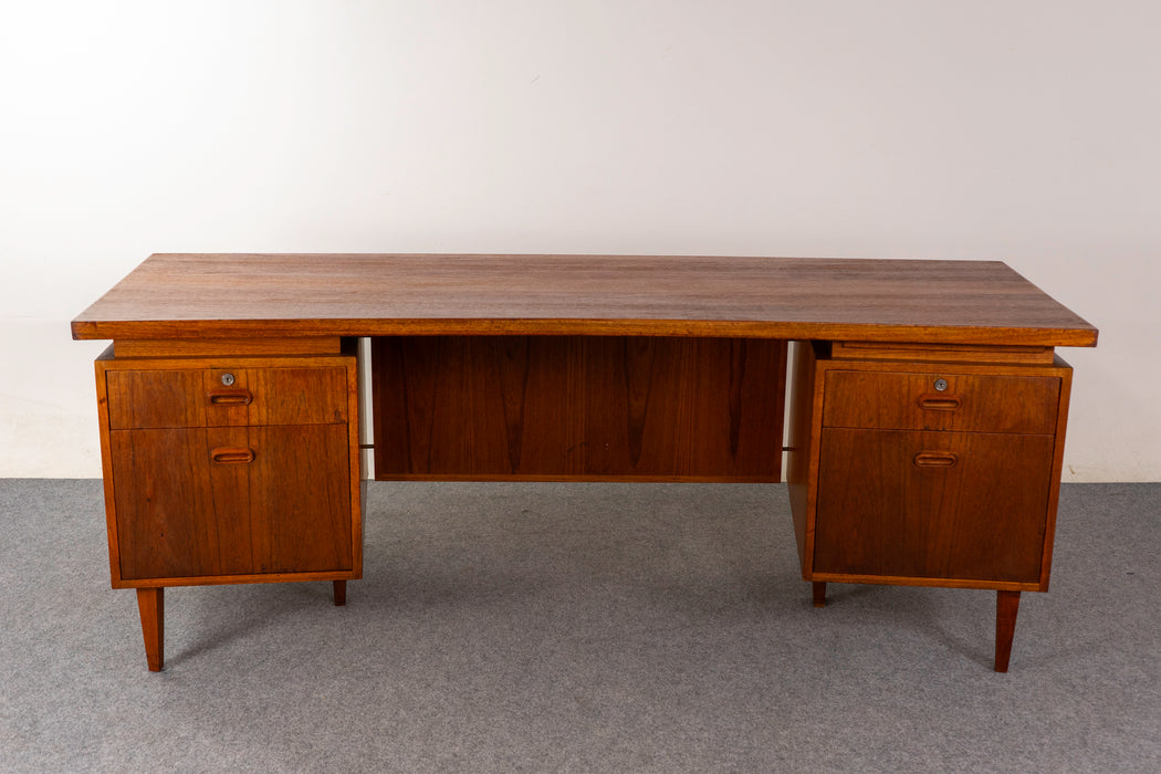 Mid-Century Teak Executive Desk - (D1225)