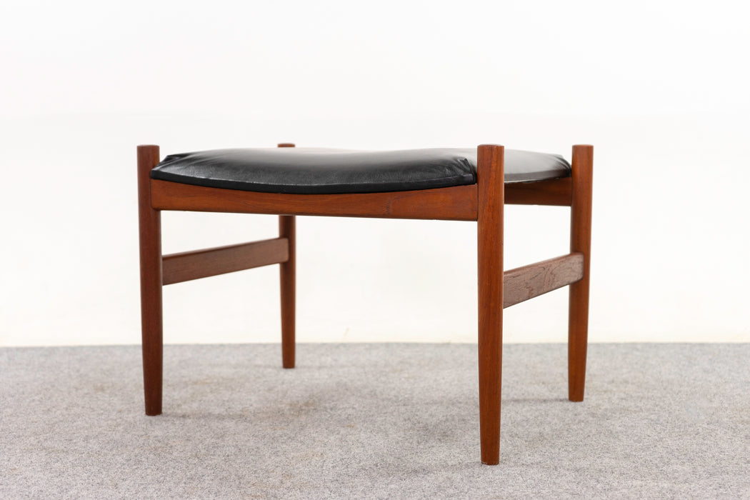 Mid-Century Teak Footstool - (D1152)