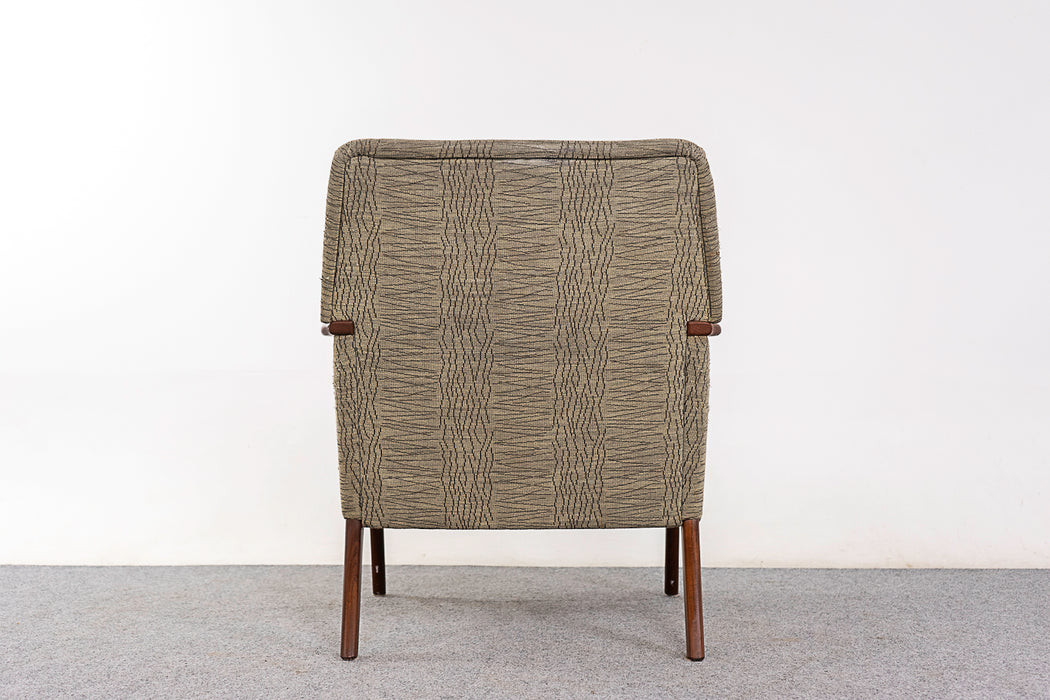 Teak Mid-Century Lounge Chair - (321-266.2)