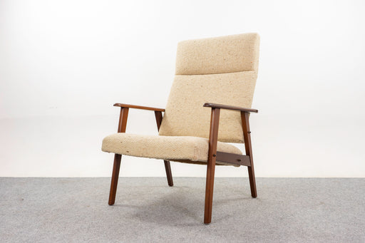 Teak Danish Lounge Chair - (325-012)