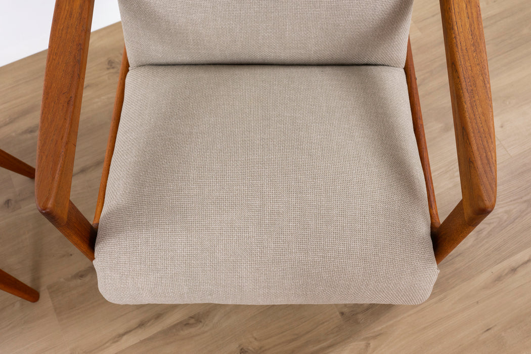 Danish Modern Teak Recliner Lounge Chair with Footstool - (D1556)