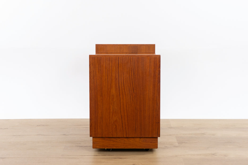 Danish Modern Teak Record Cabinet/Side Table - (D1557)