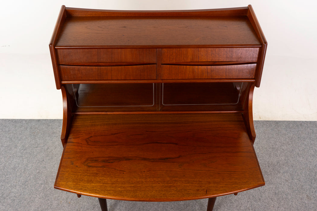 Teak Danish Secretary Desk - (325-064)