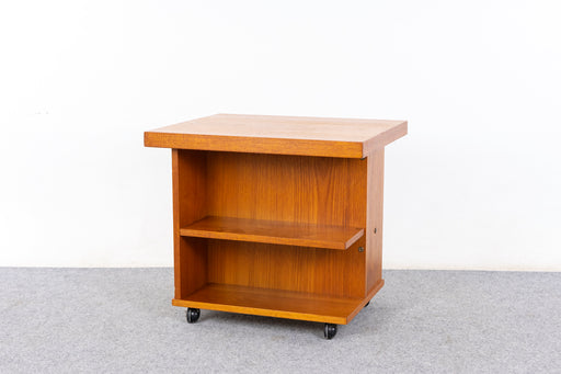 Danish Modern Teak Side Table - (327-182)