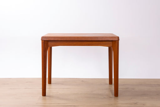 Danish Modern Teak Side Table by Henning Kjærnulf - (D1549)