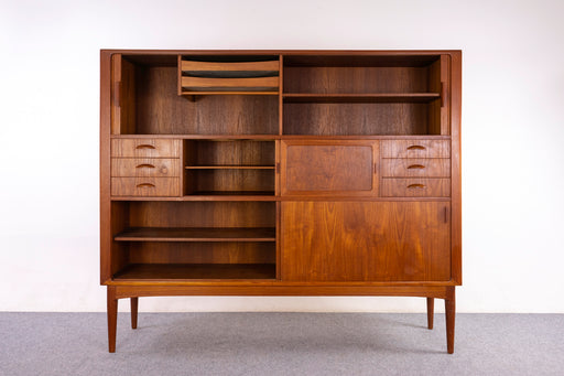 Teak Danish Sideboard by Johannes Andersen - (326-024)