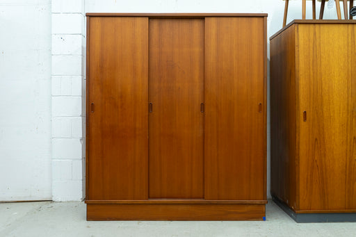 Teak Danish Wardrobe - (325-086)