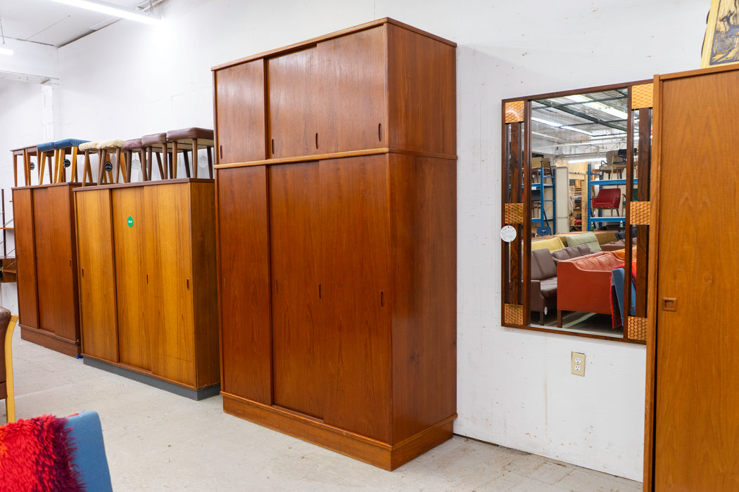 Teak Danish Wardrobe - (325-087)