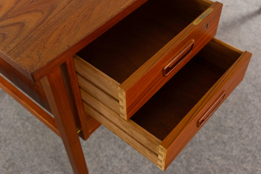 Teak Danish Desk - (326-003)