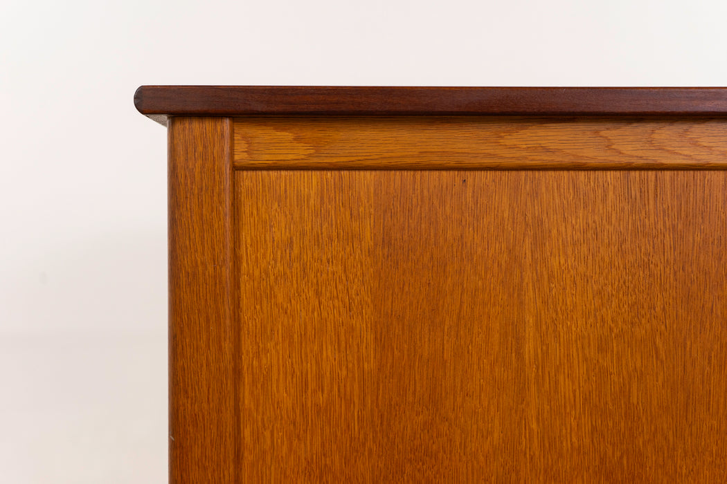 Teak & Oak Danish Dresser - (325-002)