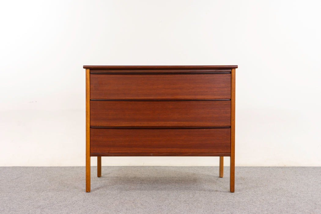 Teak & Oak Danish Dresser - (325-002)