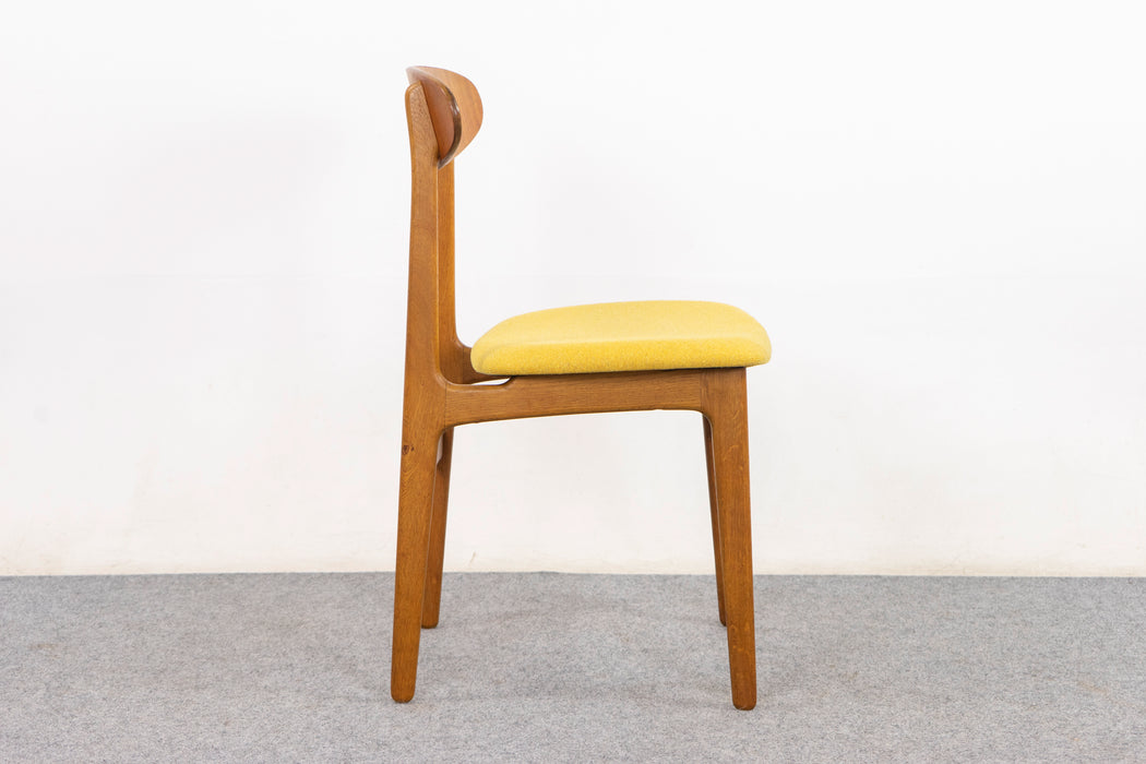 Danish Modern Teak & Oak Dining Chair - (D1467)