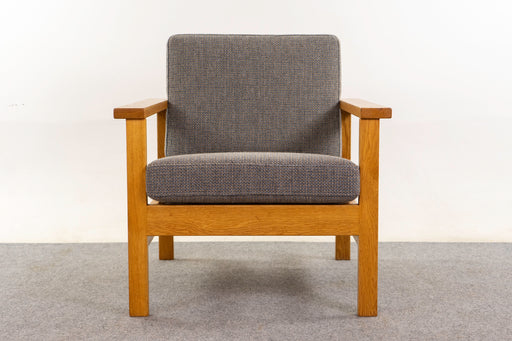 Oak Danish Lounge Chair by O.D. Mobler - (322-244)