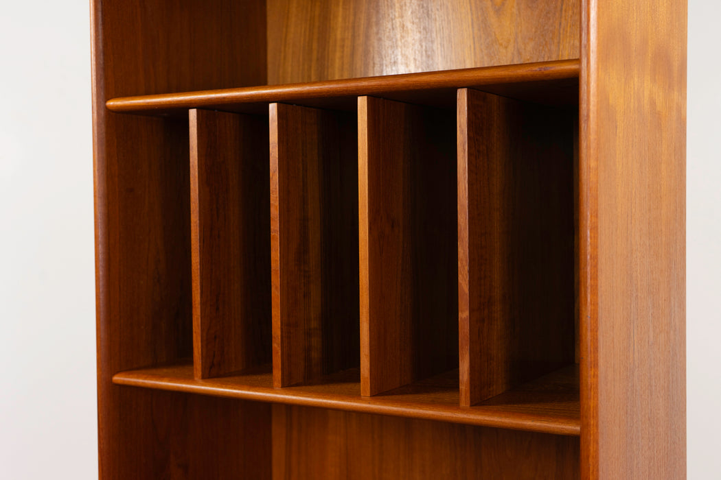 Teak Danish Bookcase - (D1238)