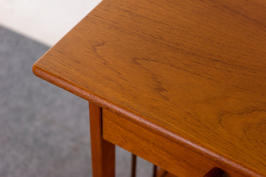 Teak Danish Console Table - (D1447)