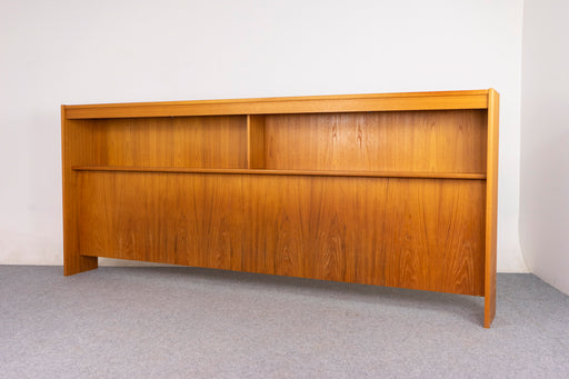 Teak King Sized Freestanding Headboard - (D1220)