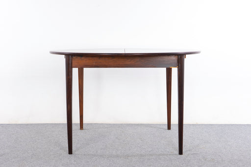 Danish Modern Rosewood Dining Table - (326-189)