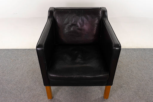 Leather Danish Lounge Chair - (325-153)