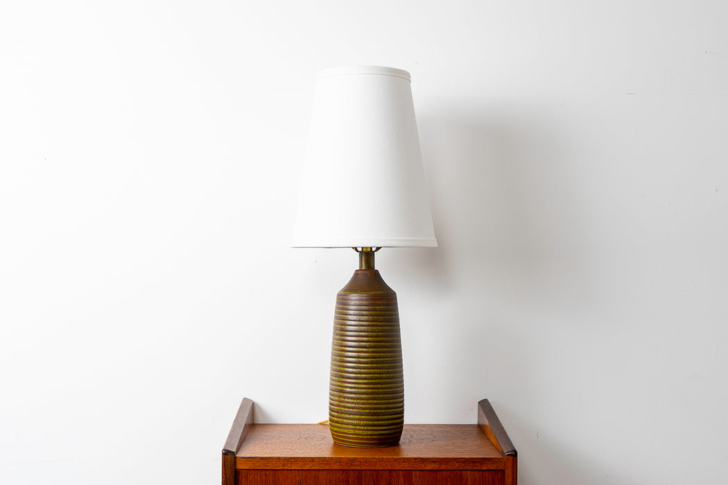 Mid-Century Ceramic Table Lamp by Lotte - (D1068)