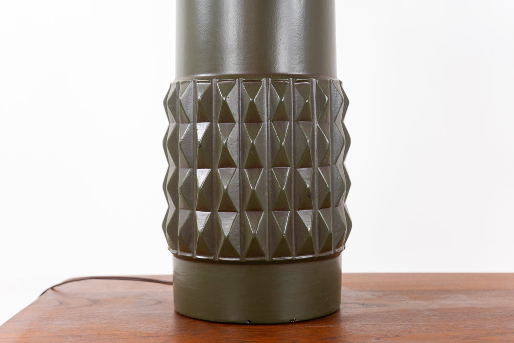 Mid Century Ceramic Table Lamp  - (D1555)