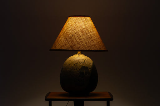 Vintage Modern Ceramic Table Lamp - (D1672)