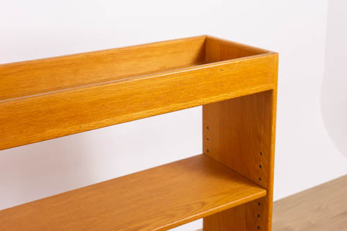 Danish Mid Century Oak Bookcase with Planter - (D1600)