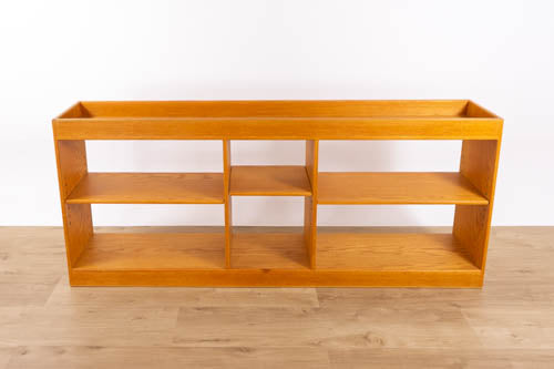 Danish Mid Century Oak Bookcase with Planter - (D1600)