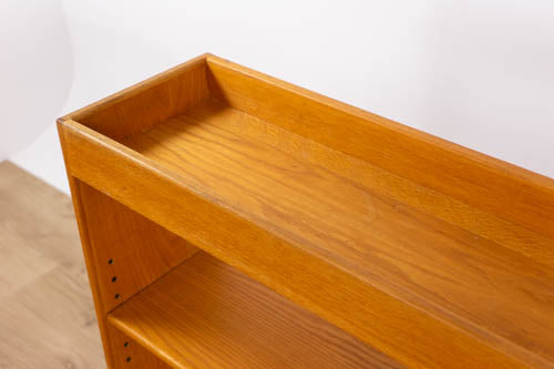 Danish Mid Century Oak Bookcase with Planter - (D1600)