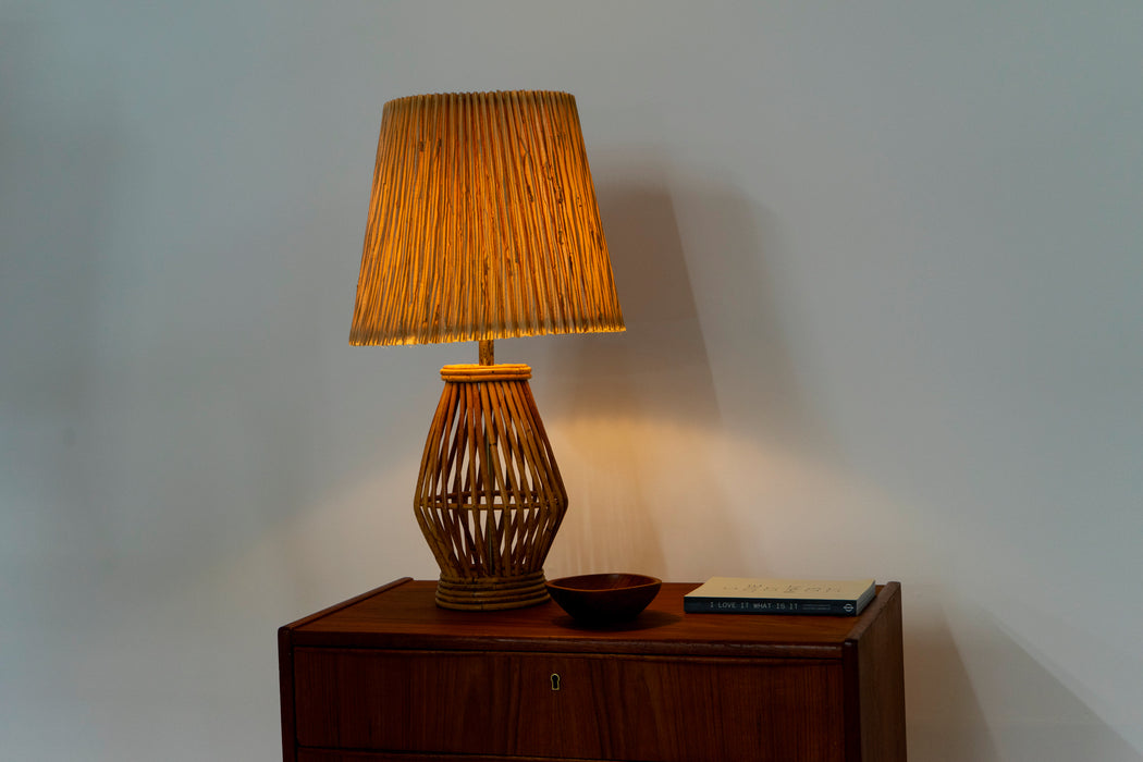 Mid-Century Modern Rattan Table Lamp (D1543)
